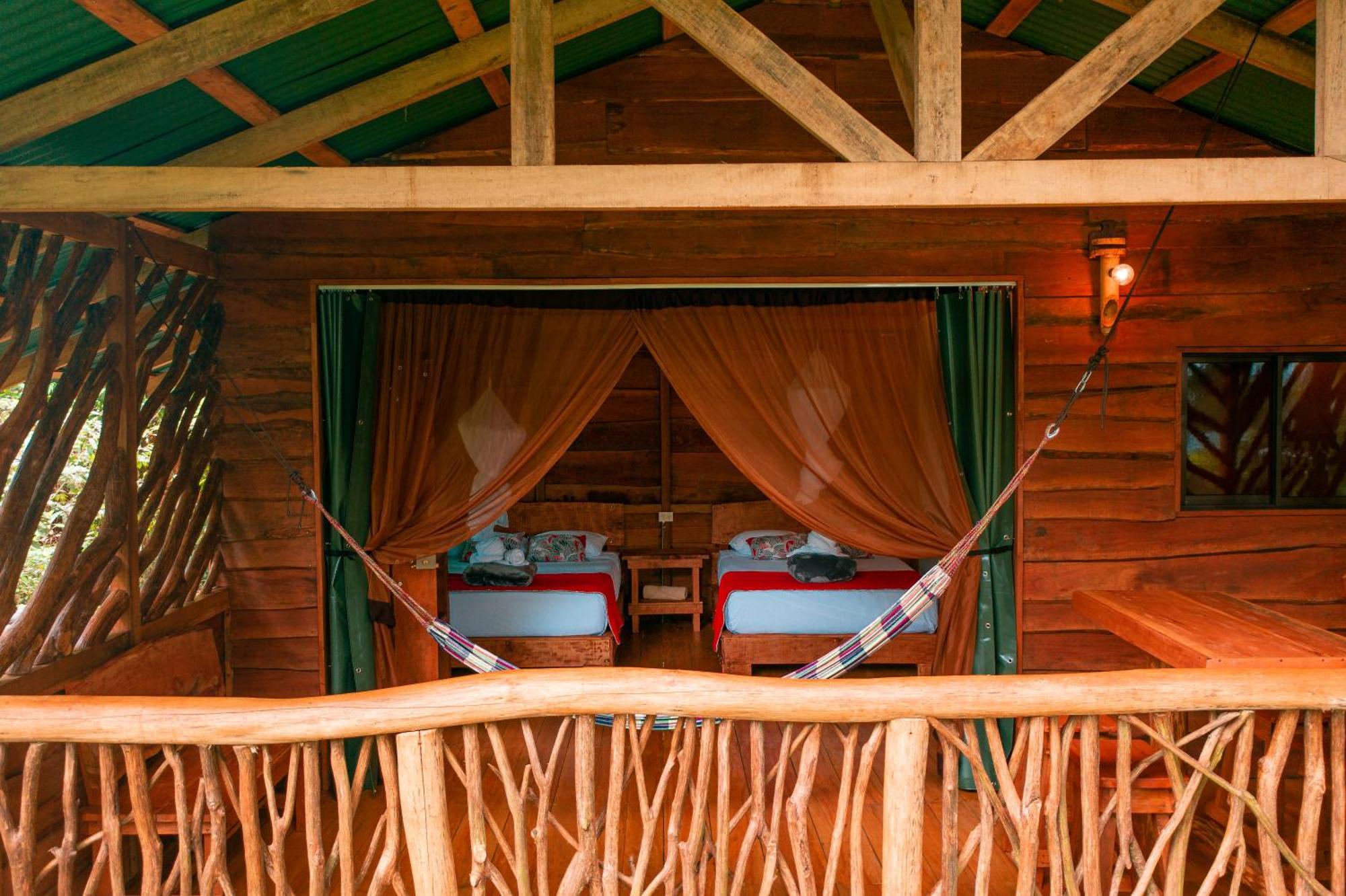 La Tigra Rainforest Lodge La Fortuna Exterior photo